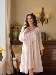 Pijamas Musulmanas de Satén de Talla Grande, Suaves y Elásticas, Ropa de Casa de Talla Grande para el Medio Oriente - Product Image 4