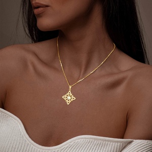 Collar con Colgante <span class=keywords><strong>de</strong></span> Plata <span class=keywords><strong>de</strong></span> Ley 925 con Diseño <span class=keywords><strong>de</strong></span> Nudo Wicca, Chapado en Oro Vermeil <span class=keywords><strong>de</strong></span> 18K con <span class=keywords><strong>Piedra</strong></span> Lunar - Product Image 3