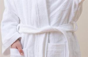 Peignoir en velours éponge blanc en gros - Peignoir unisexe pour adultes pour les hôtels de luxe, fournisseur direct - Product Image 4