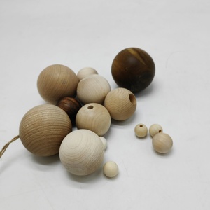 Venta al por mayor bolas <span class=keywords><strong>de</strong></span> juguetes para bebés <span class=keywords><strong>de</strong></span> <span class=keywords><strong>madera</strong></span> Bola <span class=keywords><strong>de</strong></span> <span class=keywords><strong>madera</strong></span> lisa BOLA <span class=keywords><strong>DE</strong></span> haya <span class=keywords><strong>madera</strong></span> <span class=keywords><strong>de</strong></span> arce al por mayor - Product Image 3