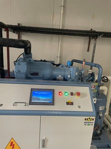Refcomp Screw Comp XMK Unités de Condensation 75HP Compresseur en Parallèle 4*SW5L-090 SW5L R517/R134a Basse Température Capacité de Refroidissement 461.8KW - Product Image 5