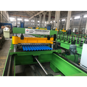 Máquina formadora de rollos de panel de techo corrugado impulsado por caja de engranajes de corte de moscas de alta velocidad - Product Image 3
