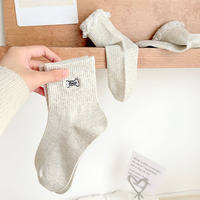 Chaussettes mi-mollet sans couture respirantes brodées avec nœud, style japonais, pour femmes, vente en gros, automne, avec dentelle, pour jeunes filles