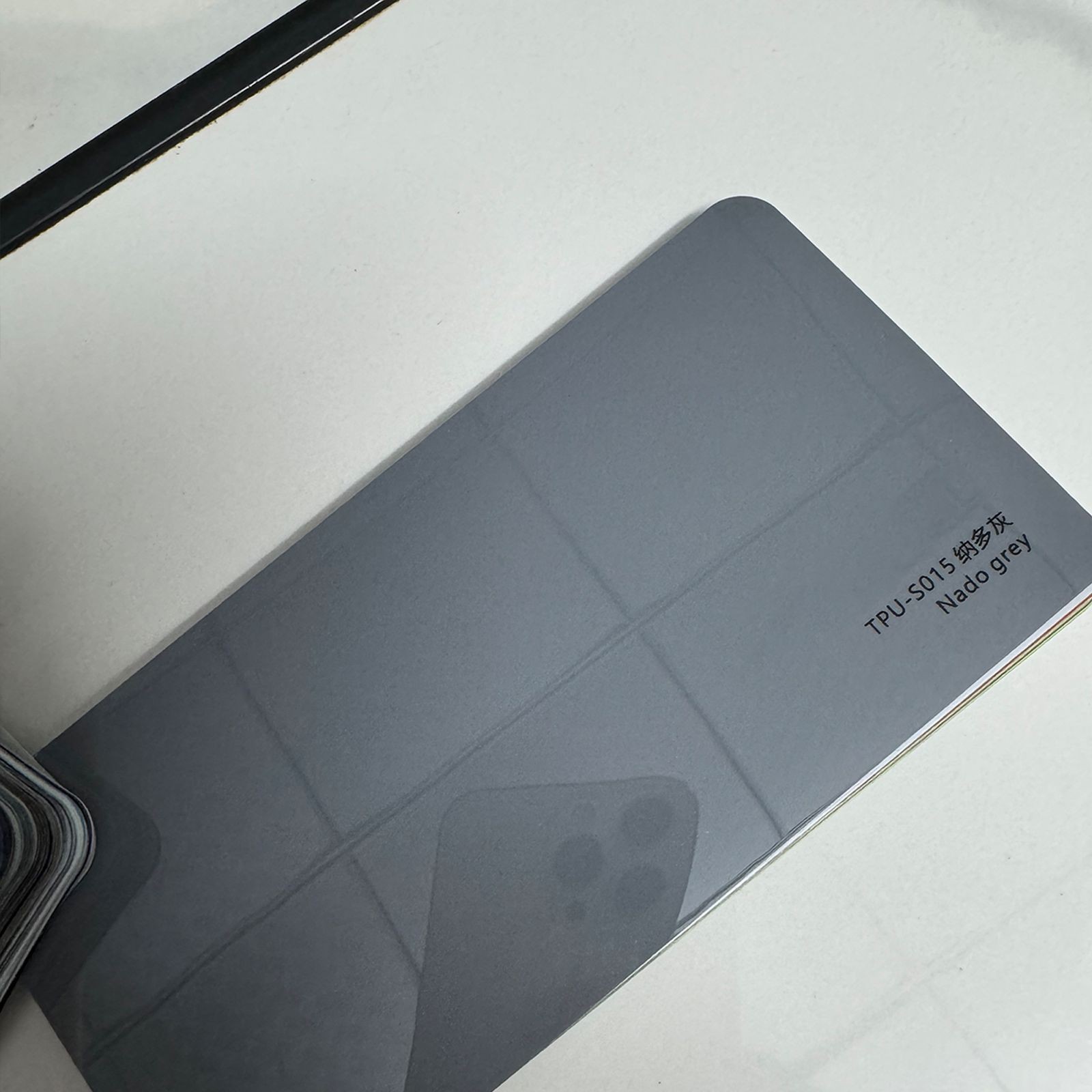 TPU-Nado gris