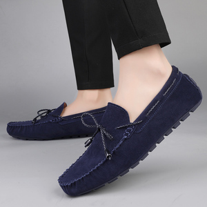 Chaussures décontractées pour hommes Mocassins à enfiler en cuir suédé classiques originaux Mocassins à pois pour hommes - Product Image 4