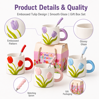 Ensemble de tasses à café en céramique 3D en forme de tulipe avec cuillère, tasse à café en porcelaine colorée avec boîte cadeau pour cadeau de vacances, OEM ODM en gros