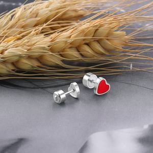 Pendientes de Moda para Mujer, Chapados en Oro, de Acero Inoxidable, Pendientes Simples con Forma de Corazón - Product Image 5