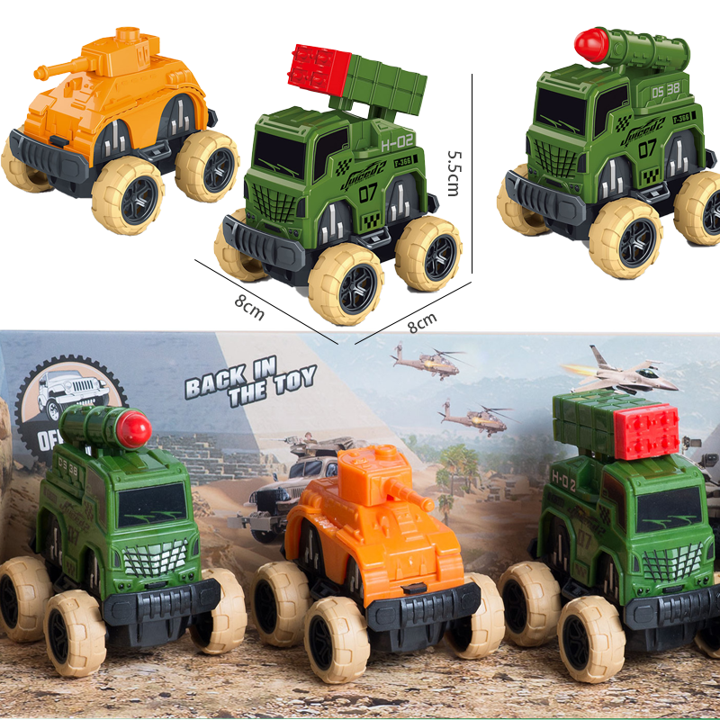 3 véhicules militaires