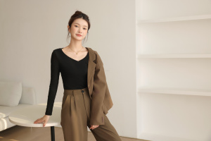 T-Shirt da <span class=keywords><strong>donna</strong></span> personalizzata in morbido tinta unita calda a maniche lunghe T-Shirt da <span class=keywords><strong>donna</strong></span> con scollo sottile e traspirante tinta tinta unita - Product Image 3