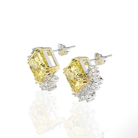 MUSHAN Schmuckfabrik S925 Sterling Silber Blumen 5 Karat Quadrat 10*10mm Hochkarätiger Diamant-Ohrstecker Vielseitiges Geschenk