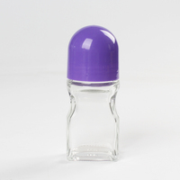 Rouleau en verre transparent de forme unique de 50ml sur des bouteilles de déodorant pour le corps