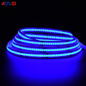 Tira de LED COB de 840 chips/m, 24 V CC, RGB Cambiante, IP20, Decoración Interior y Exterior, Tira de LED COB RGB - Product Image 3