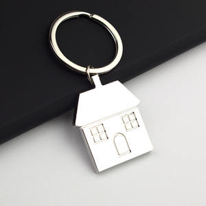 Gantungan Kunci Logam Bentuk Rumah Lucu, Personalisasi Logo Fashion, Gantungan Kunci DIY Kosong - Product Image 1