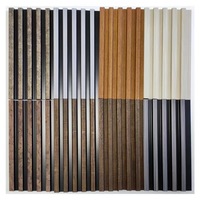 Revestimiento de pared impermeable de paneles estriados WPC duraderos decorativos para salas de estar