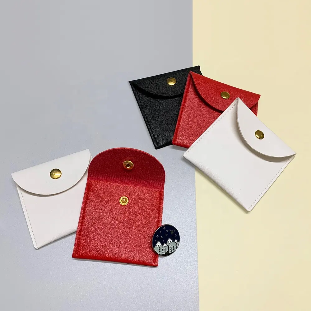 Özel Logo zarf mücevher yüzük bilezik kolye kılıfı ambalaj çanta altın düğme ile küçük Pu deri takı torbalar
