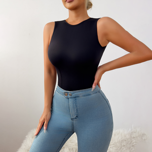 ชุดจัมพ์สูทผู้หญิงแบบไร้ตะเข็บมีกระดุมเสื้อรัดคอเสื้อกล้ามแบบถักเปิดหลังมีคุณสมบัติระบายอากาศ - Product Image 4