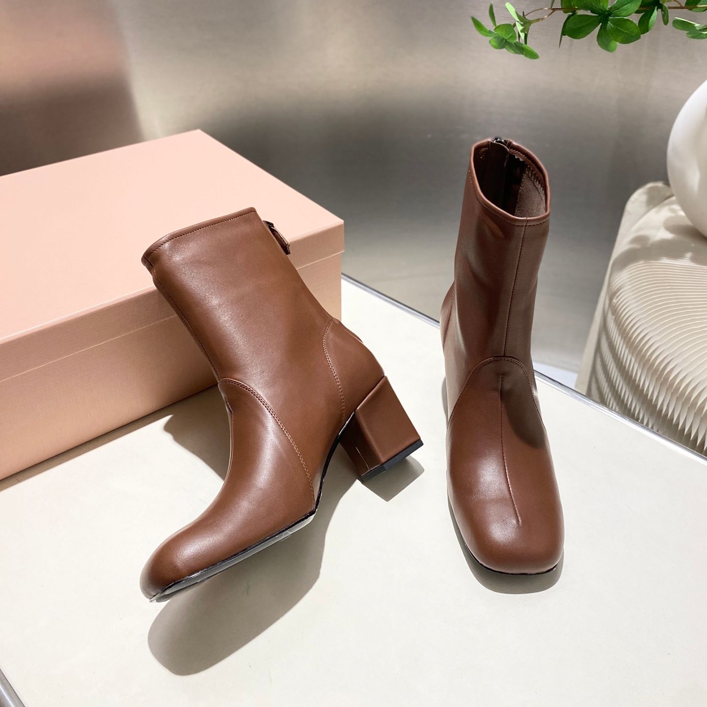 สีน้ำตาล