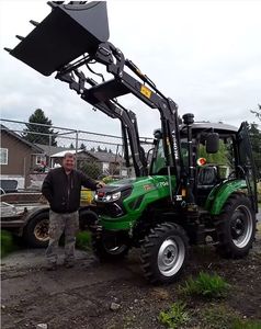 Trattore Agricolo 704 4x4 con Cabina Climatizzata per Agricoltura - Product Image 6