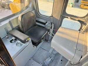 รถดันดิน Caterpillar D7G ผลิตในจีน มือสอง ใช้งาน 2000 ชั่วโมง พร้อมเครื่องยนต์ ปั๊ม และเกียร์บ็อกซ์ กำลัง 150 กิโลวัตต์ คุณภาพดี - Product Image 3