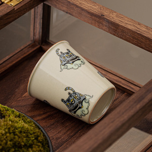 Il design in stile cinese aggiunge ali come una tigre, con un <span class=keywords><strong>buon</strong></span> simbolismo. Regalare tazze di ceramica - Product Image 3