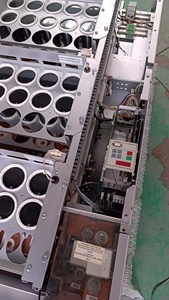 6SE7038-6TK60 SIMOVERT MD อินเวอร์เตอร์ ยูนิต DC 510-650V, 500KW ตัวควบคุมอัตโนมัติอุตสาหกรรมแบบปรับความถี่ได้ - Product Image 3