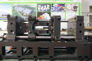 Machine de moulage par injection à grande vitesse Lisong LS220 Machine de moulage par injection de plastique à grande vitesse - Product Image 2