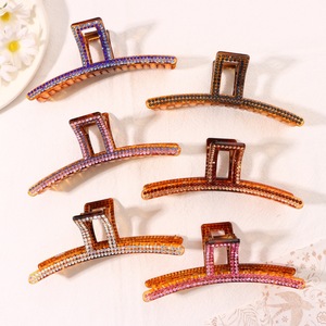 Pince à cheveux géométrique creuse en plastique avec strass colorés 13CM – Accessoire de mode pour femme - Product Image 1