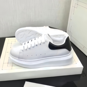 Chaussures décontractées Mcquenns, nouvelle arrivée, chaussures de sport unisexes de haute qualité, en cuir véritable, baskets blanches tendance pour hommes - Product Image 1