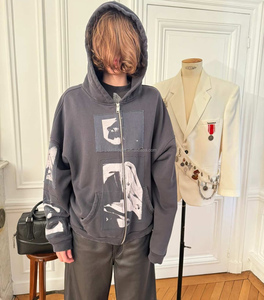 Felpa con cappuccio e zip da uomo in French Terry spazzolato pesante, grigio nero sbiadito, nuova con etichette, con grafica patchwork - Product Image 1