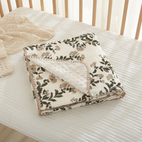 Vente en gros d'usine/OEM, couverture pour bébé en tissu de coton, couverture pour bébé en gaze toute saison, couverture apaisante en coton pur à motifs de dessins animés
