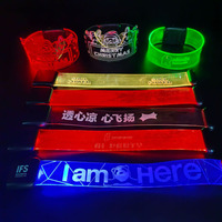 Bracelet LED personnalisé avec logo, lumineux, pour fêtes, événements, concerts, cadeaux promotionnels, fournisseur en gros