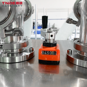 Nouveaux produits sur <span class=keywords><strong>le</strong></span> <span class=keywords><strong>marché</strong></span> chinois 10-1000ml shampooing détergent pneumatique liquide Machine de remplissage quatre têtes de remplissage sans trémie - Product Image 3
