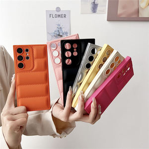 Funda de Lujo Estilo Abrigo Acolchado en Colores Dulces para Samsung Galaxy S24 S23 S22 S21 S20 Plus Ultra FE A25 A55 A54 A53 A14 A34 5G - Product Image 2