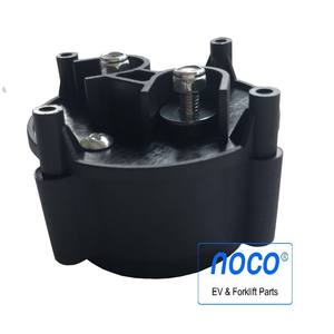 Voiturette de golf importée avec chargeurs embarqués, modèle plus ancien, prise de charge 2 broches JR1-H6181-02-00 - Product Image 4