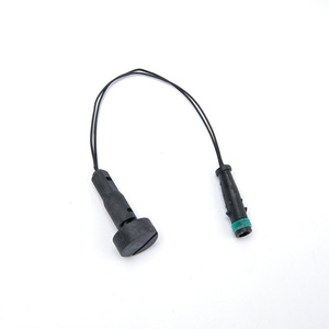สายเตือนเบรกรถยนต์ 81259370022 200 มม. สำหรับรถยนต์ MAN 12V อะไหล่ทดแทนวัสดุพลาสติก - Product Image 1