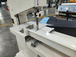 Niedriger Preis Hochstandard-Toiletten papiers chneide maschine für Uruguay - Product Image 3