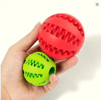 Distributeur de friandises pour chiens Sisi en caoutchouc, style classique moderne - Distributeur interactif magique à roulement lent, boîte écologique
