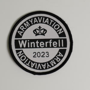 Parche bordado de alta definición para planchar en el respaldo con borde personalizado para chaquetas - Product Image 2