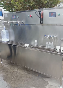 Machine de Remplissage de Bouteilles et Fûts de 20L/5 Gallons, Laveuse et Scelleuse de Bouchons pour Bouteilles d'Eau - Product Image 2