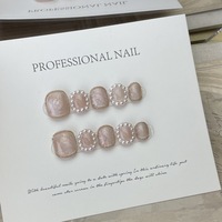 Design #245 de luxe court rond French Pearl ongles conseils personnalisés en gros couverture complète presse sur les ongles faits à la main pour les filles