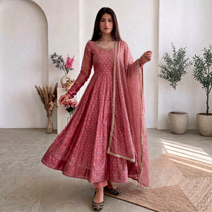 Robe en soie Moss Butti avec perles et miroirs véritablement faits à la main, avec bas et dupatta, entièrement cousue, prête à porter. - Product Image 1
