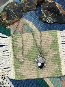 Collar de Plata de Ley Bañado en Rodio Hecho a Mano con Búfalo Blanco, Colgantes con Engaste de Bisel para Mujer - Product Image 4