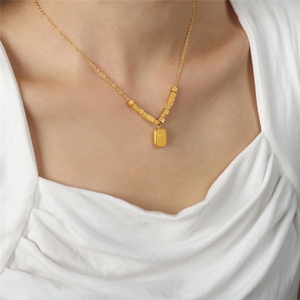 <span class=keywords><strong>Precio</strong></span> Competitivo B2B, Regalo para Tía, Chapado en Oro <span class=keywords><strong>de</strong></span> 14k, Tipografía Art Deco, para Influencers <span class=keywords><strong>de</strong></span> Redes Sociales - Product Image 1