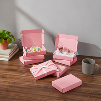 Boîte d'expédition en carton ondulé E-Flute personnalisable avec logo, écologique, recyclable, imperméable, gaufrée, mate, réutilisable pour aliments, cadeaux et électronique grand public