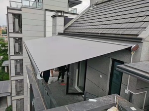 Auvent rétractable électrique autoportant en acrylique avec cadre en aluminium robuste, télécommande, protection UV et revêtement PDC - Product Image 4