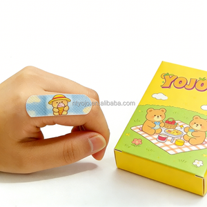 Pansements en lot familial personnalisés avec logo, motifs de dessins animés mignons pour enfants, en tissu non tissé - Product Image 4