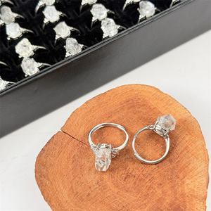 Vente en gros de bagues de bijoux en cristal de pierres précieuses naturelles bague en diamant Herkimer à vendre - Product Image 2