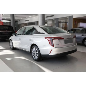 YT Auto Hongqi <span class=keywords><strong>E</strong></span>-QM5 luxe chinois 100KW longue porté<span class=keywords><strong>e</strong></span> 450KM 4 portes 5 places pur berline nouvelle énergie véhicule - Product Image 5