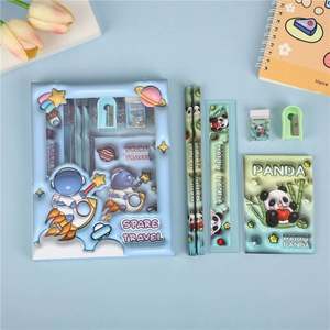 Vente en gros d'usine, stylos à gel en plastique vert personnalisés pour Noël, fournitures scolaires, coffret cadeau pour enfants, ensemble de papeterie pour enfants - Product Image 2