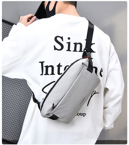 Bolso Bandolera Pequeño Impermeable Unisex Personalizado al por Mayor, Riñonera Ligera con Cierre de Cremallera - Product Image 6